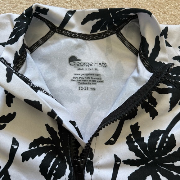 George Hats Long Sleeve Black and White Palm Tree Sun Suit - Picture 3 of 5